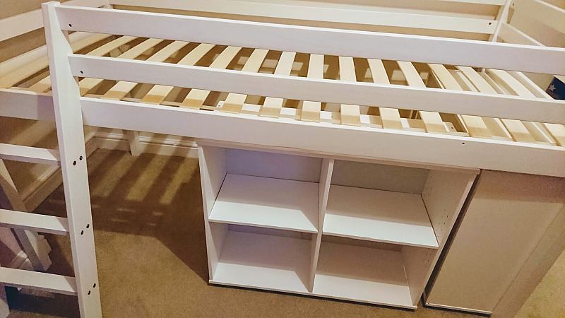 noa and nani cabin bed with desk